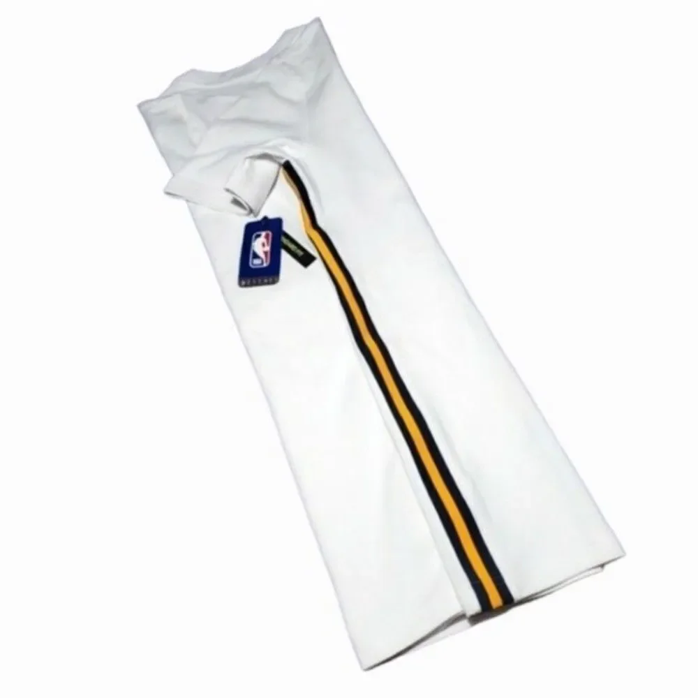 Nike Utah Jazz‎ NBA T-Shirt Mens Dri-Fit Performance White AV0040-100 Medium NEW